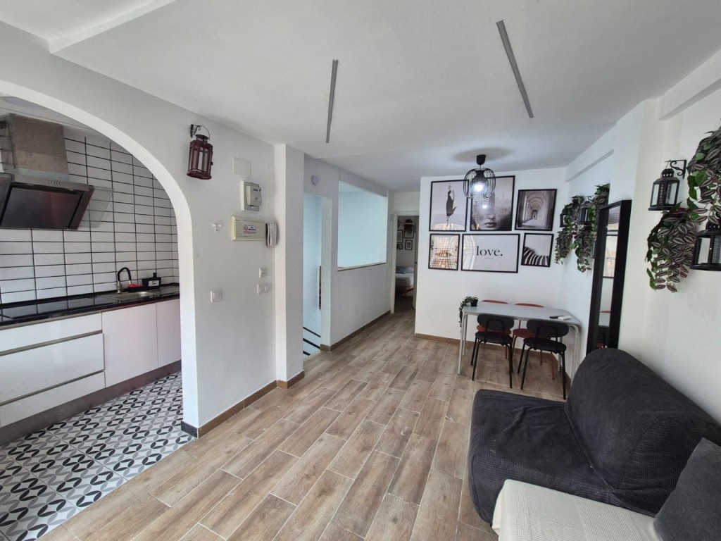 Residential building For sell in Benidorm in Alicante