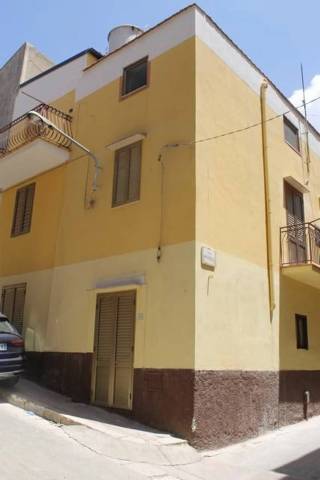 Home for sale, Via Messina (Cianciana, Italy)