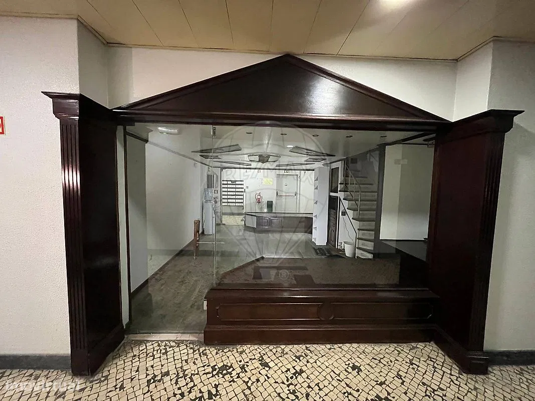 Commercial for sale, Lisboa (Lumiar, Portugal)