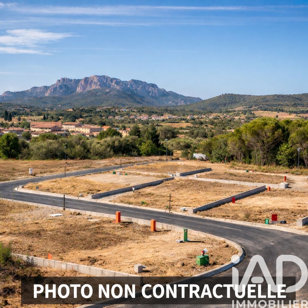 Land Plot for sale in Roquebrune-sur-Argens, France