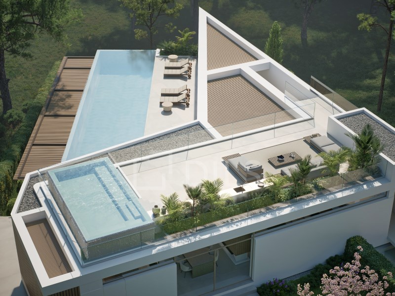 5 bedroom villa under construction in Vale do Lobo, Algarve
