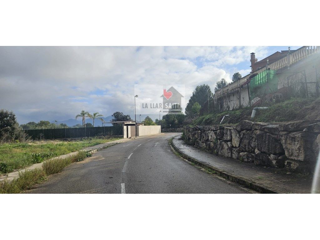 Land Plot for sale in Xàtiva, Spain