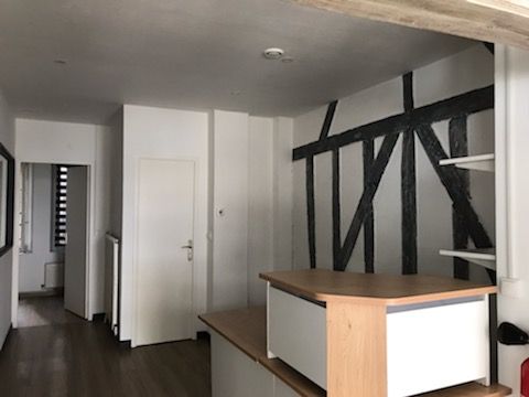 office 0 bedrooms 0 bathrooms in Troyes, Portugal
