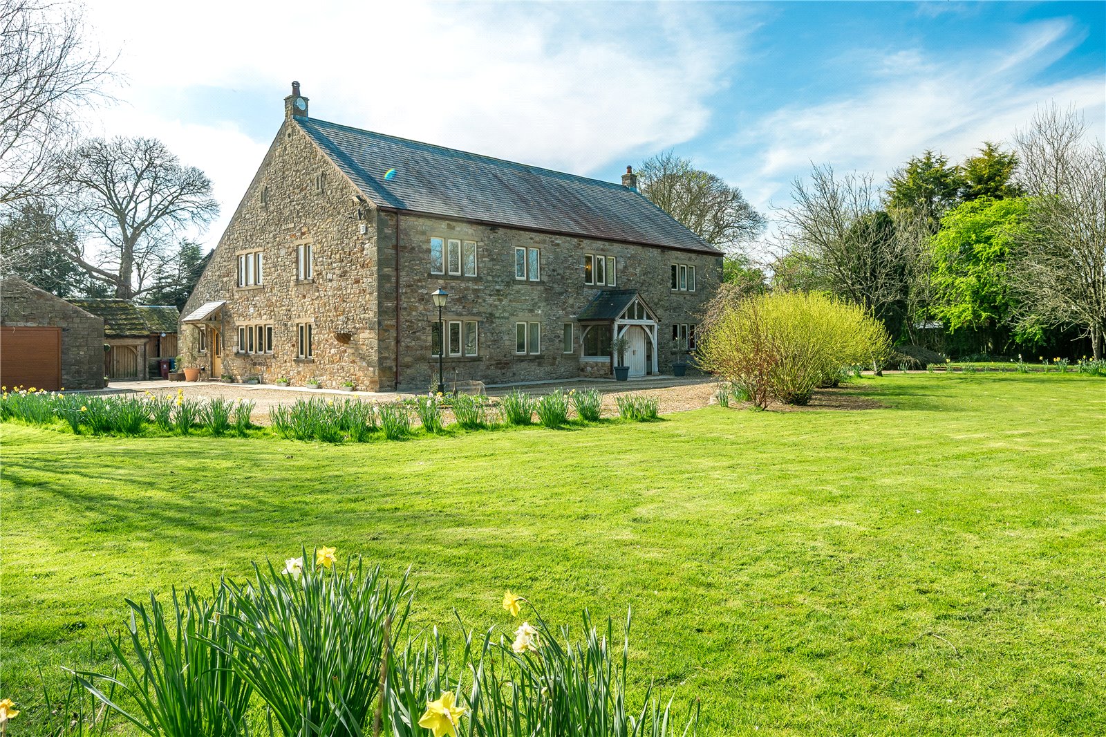 Detached House: for sale in Ribchester