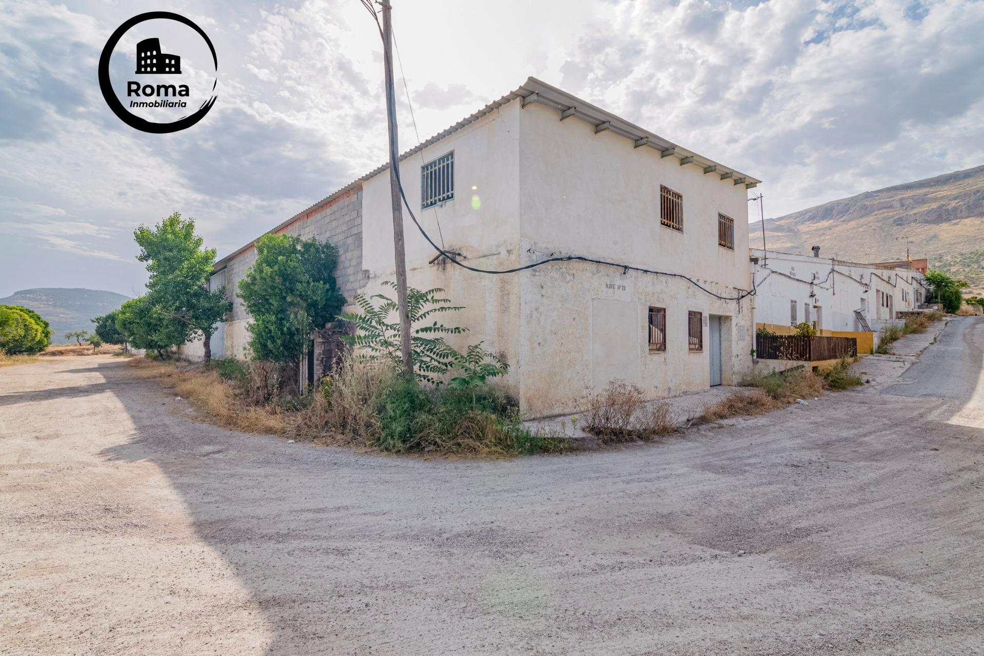 GREAT OPPORTUNITY! INDUSTRIAL WAREHOUSE IN LOJA, STRATEGIC LOCATION!