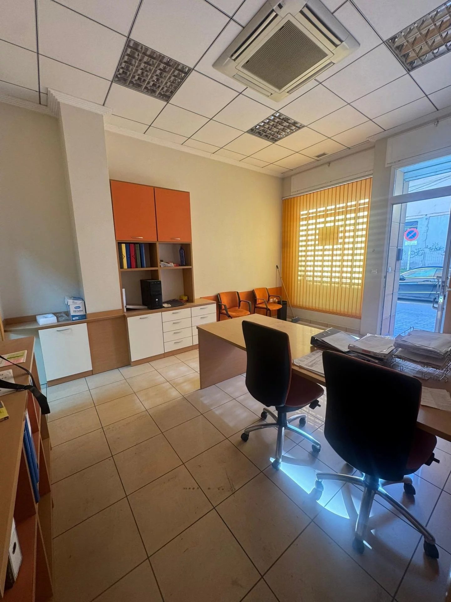 Building for sale in Bigastro, Spain