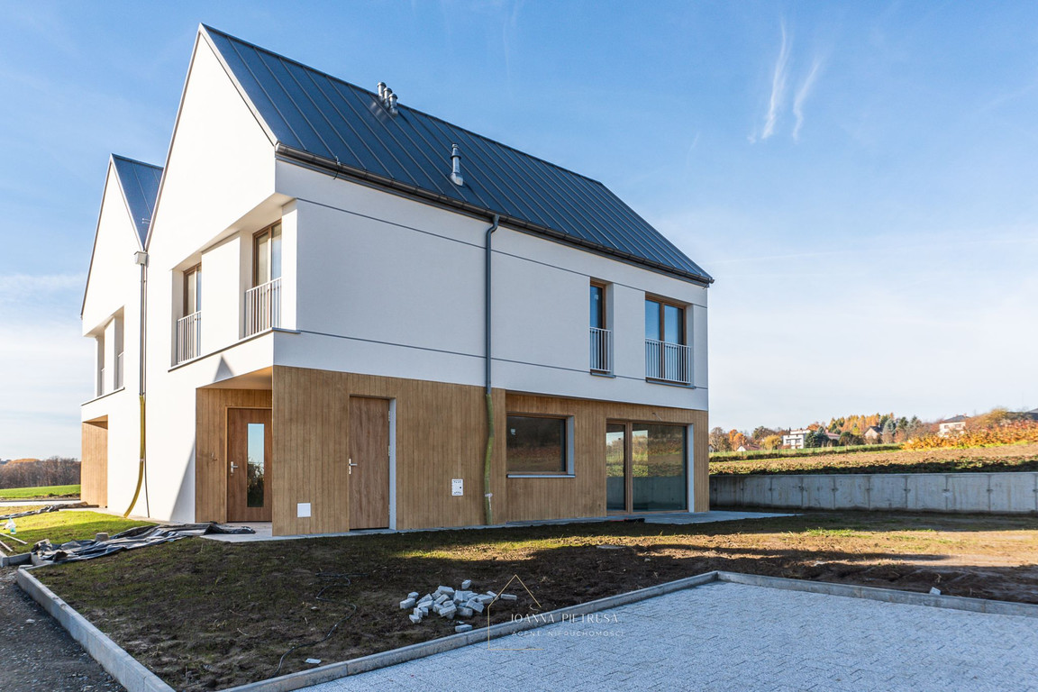 Home for sale, małopolskie krakowski (Skała, Poland)