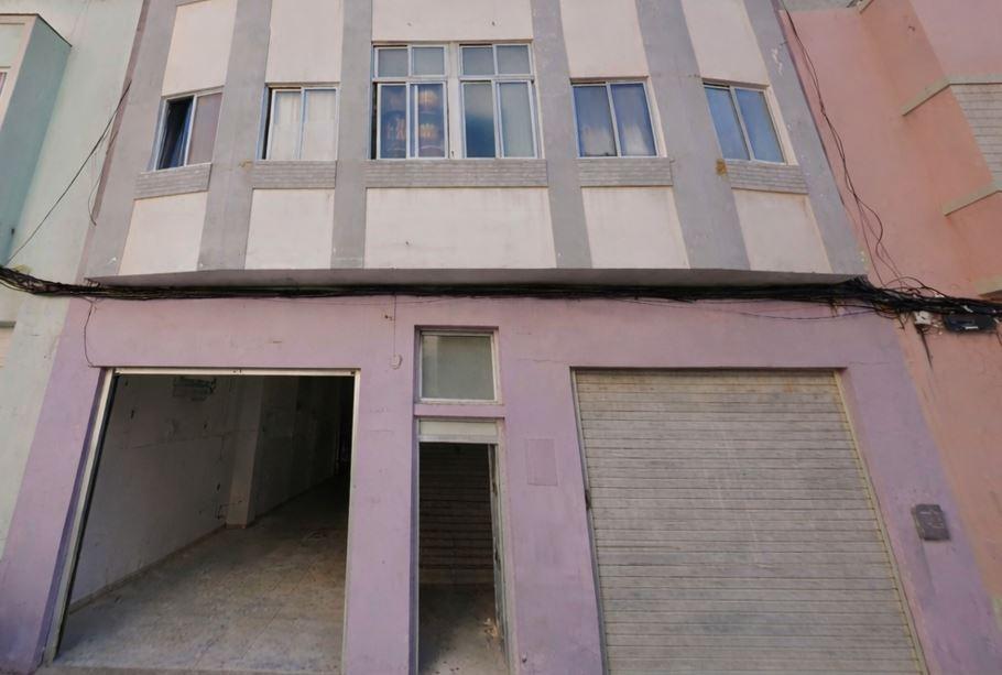 Sale of premises in the area of Guanarteme