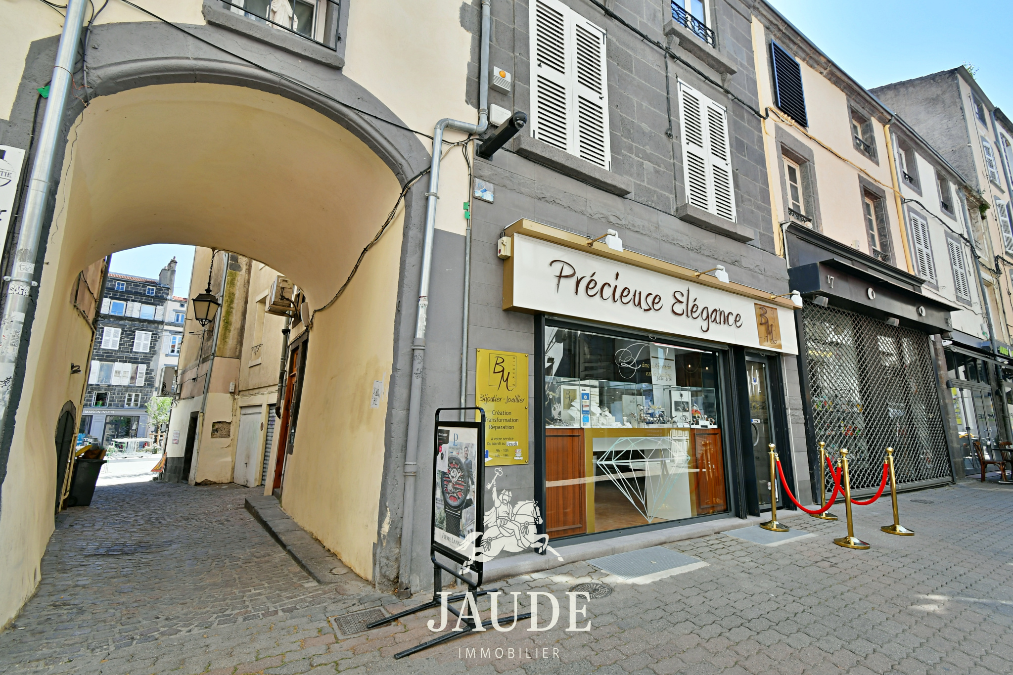 Commercial premises 43 m2 Right to lease Location no. 1 Plateau Central, Clermont-Ferrand