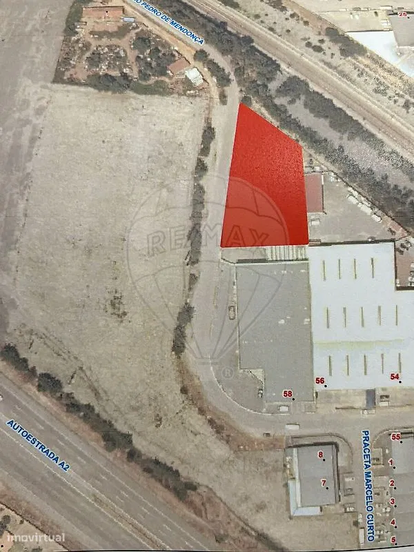 Commercial for sale, Setúbal (Seixal, Portugal)