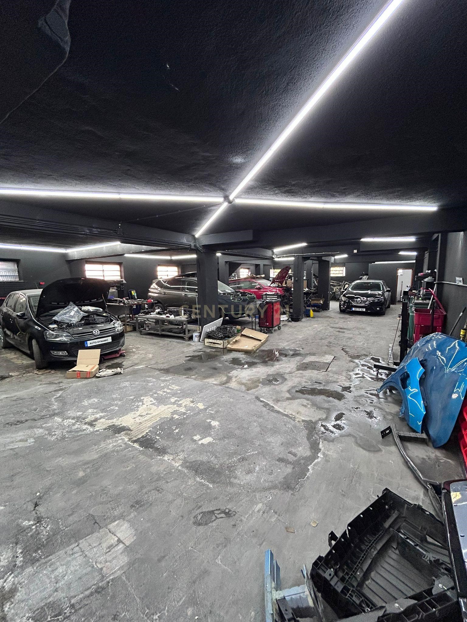 Warehouse/Workshop – 627 m² – Baixa da Banheira