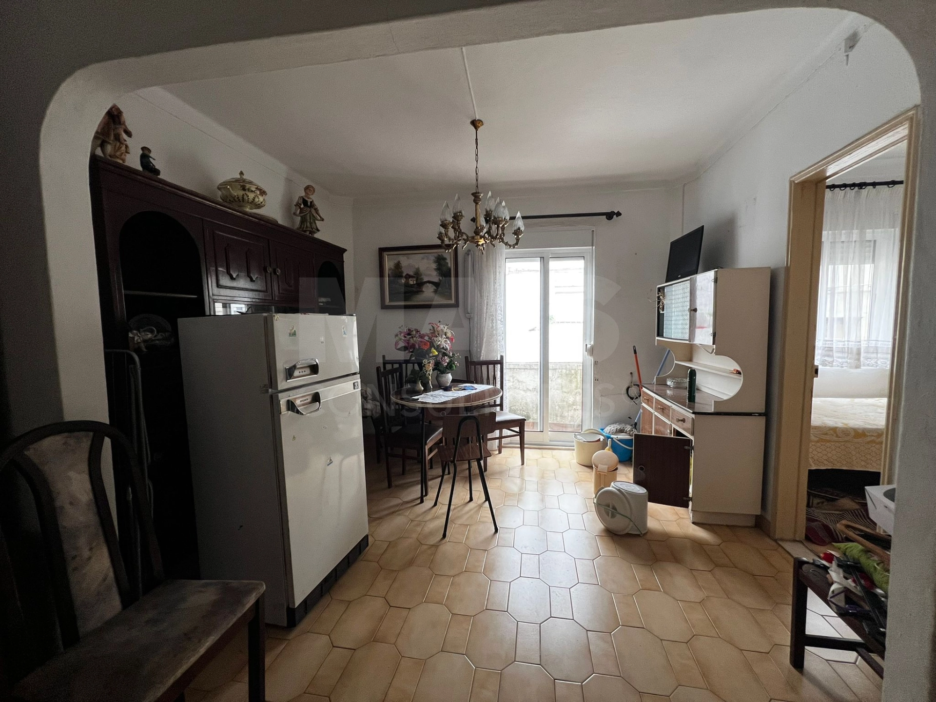 Building for sale in Prior Velho, Portugal