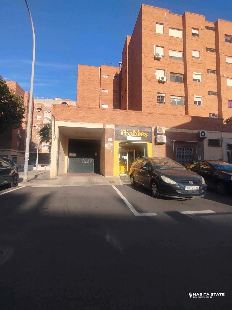 Commercial for sale in Almería, Spain