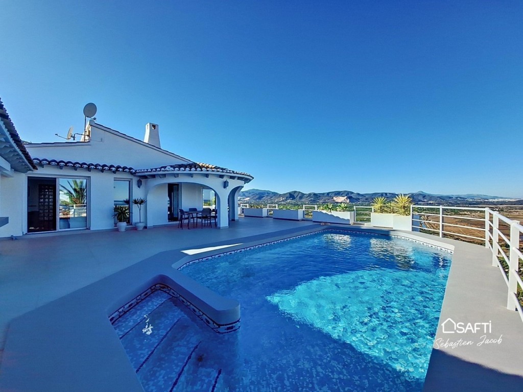 House-Villa For sell in Pego in Alicante