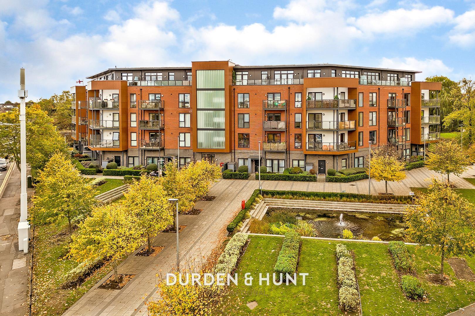 Condo for sale in Romford, United Kingdom