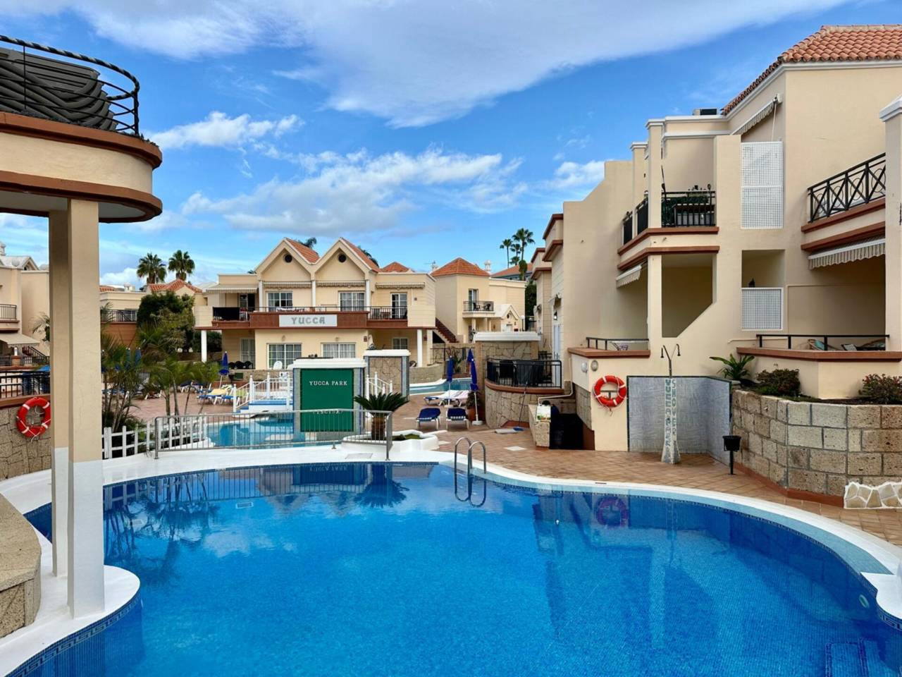 Apartment for sale in Costa Adeje(38660)