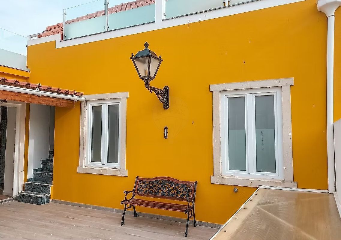 Building for sale in Peniche, Portugal