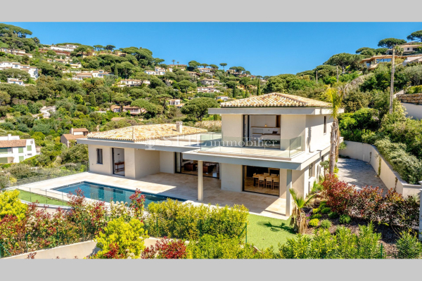 sale Villa 6 room (s)