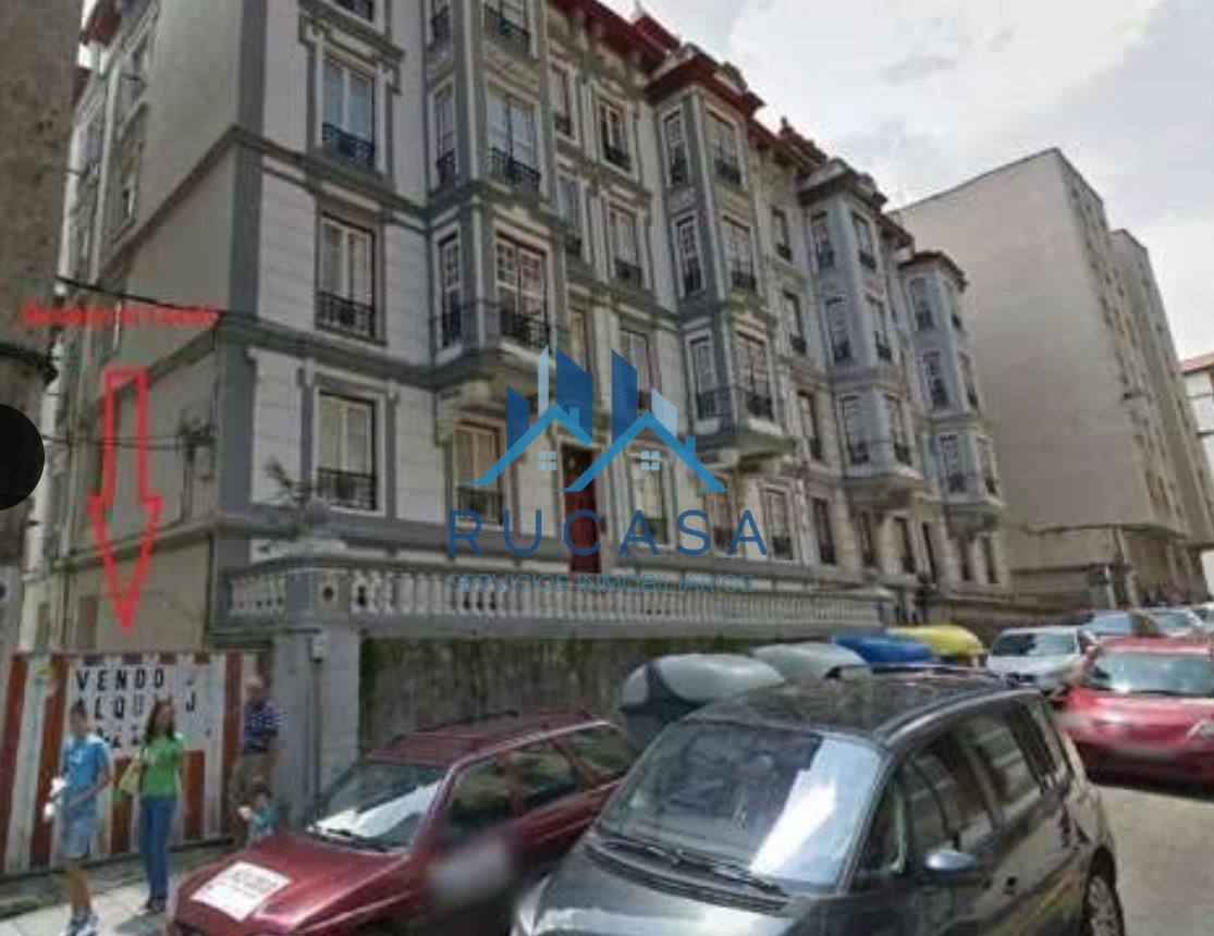 Building for sale in Santander, Spain