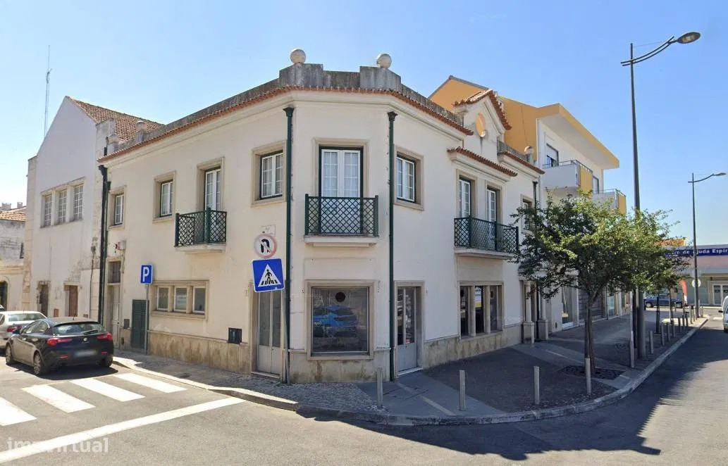 Commercial for sale, Santarém (São João Baptista, Portugal)