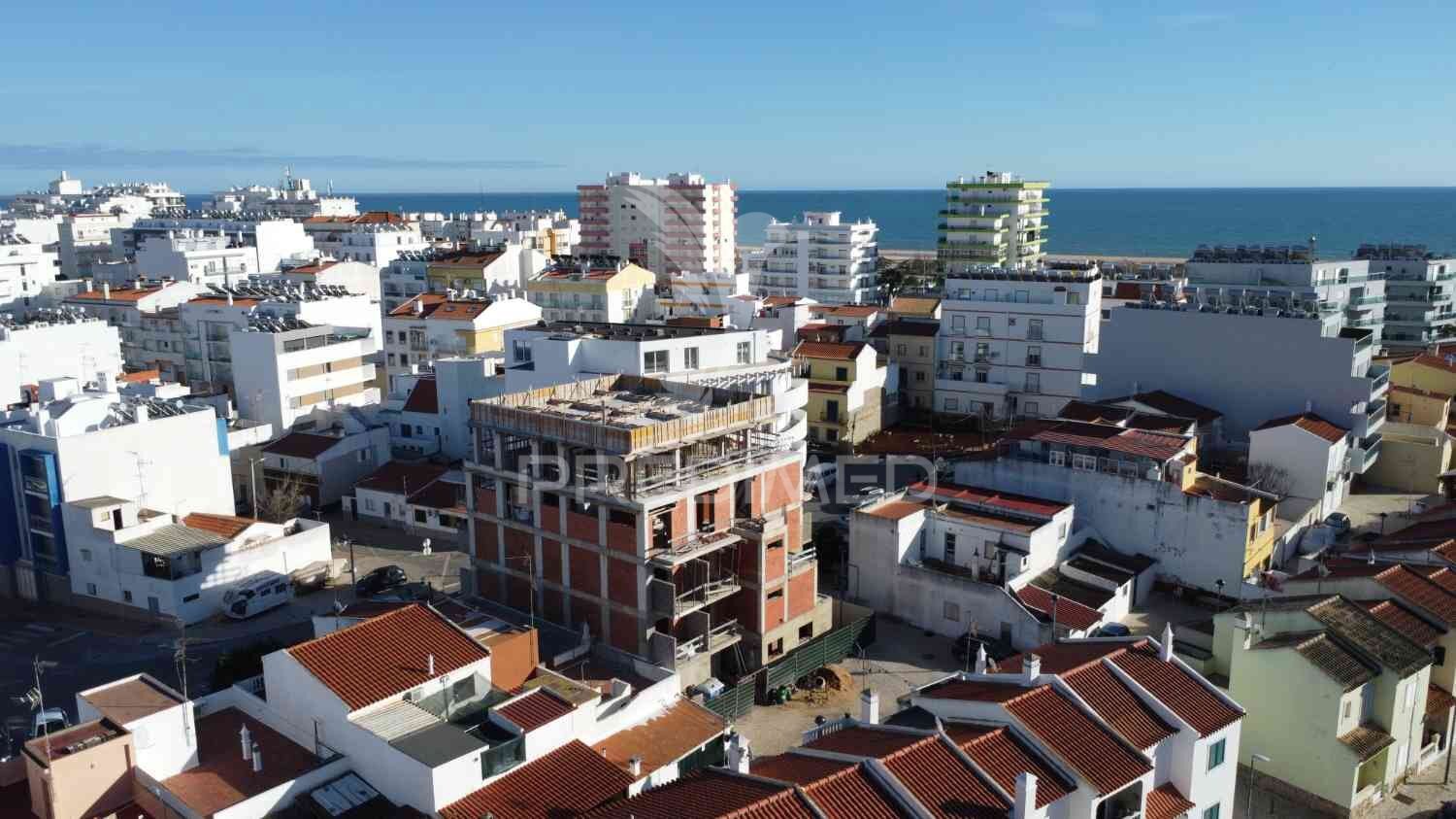3 bedroom duplex with sea view in Monte Gordo, 250 mts from the beach