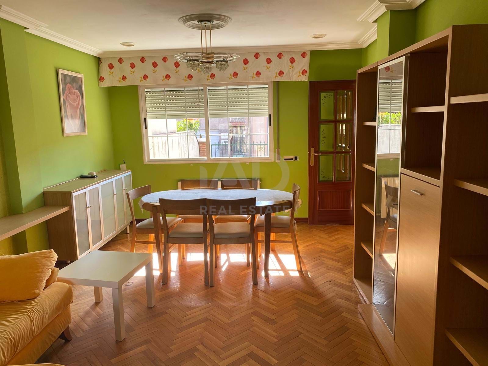 4 bedroom villa - 192 m2