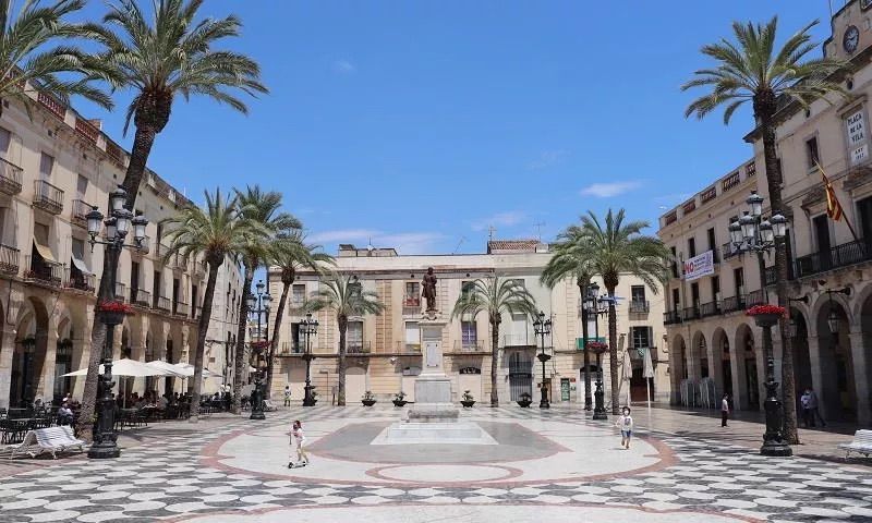 Commercial for sale in Vilanova i la Geltrú, Spain