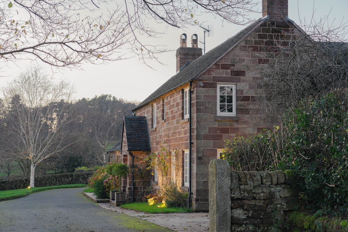 Country House: for sale in Stoke-on-trent