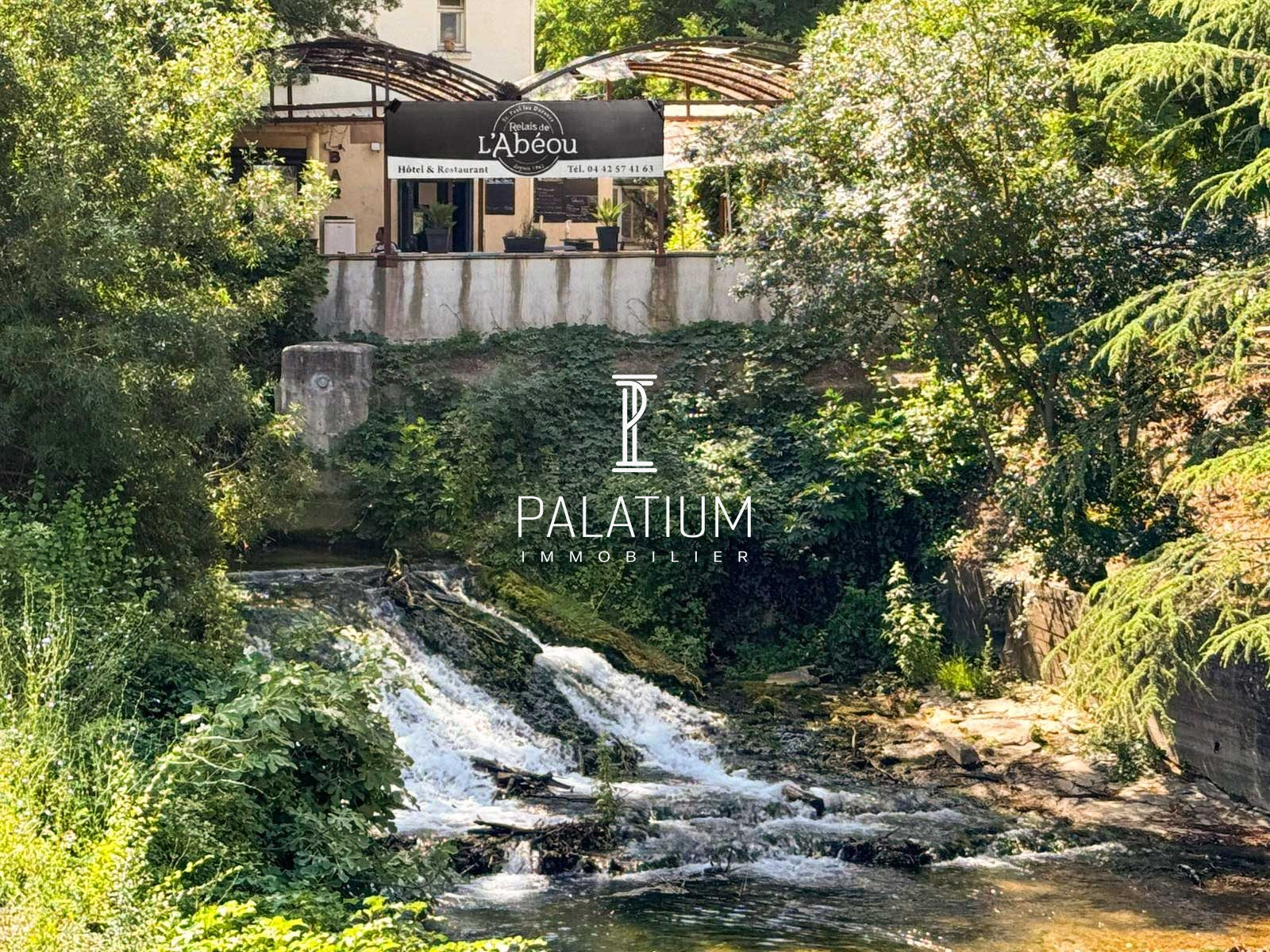 Commercial for sale in Saint-Paul-lez-Durance, France