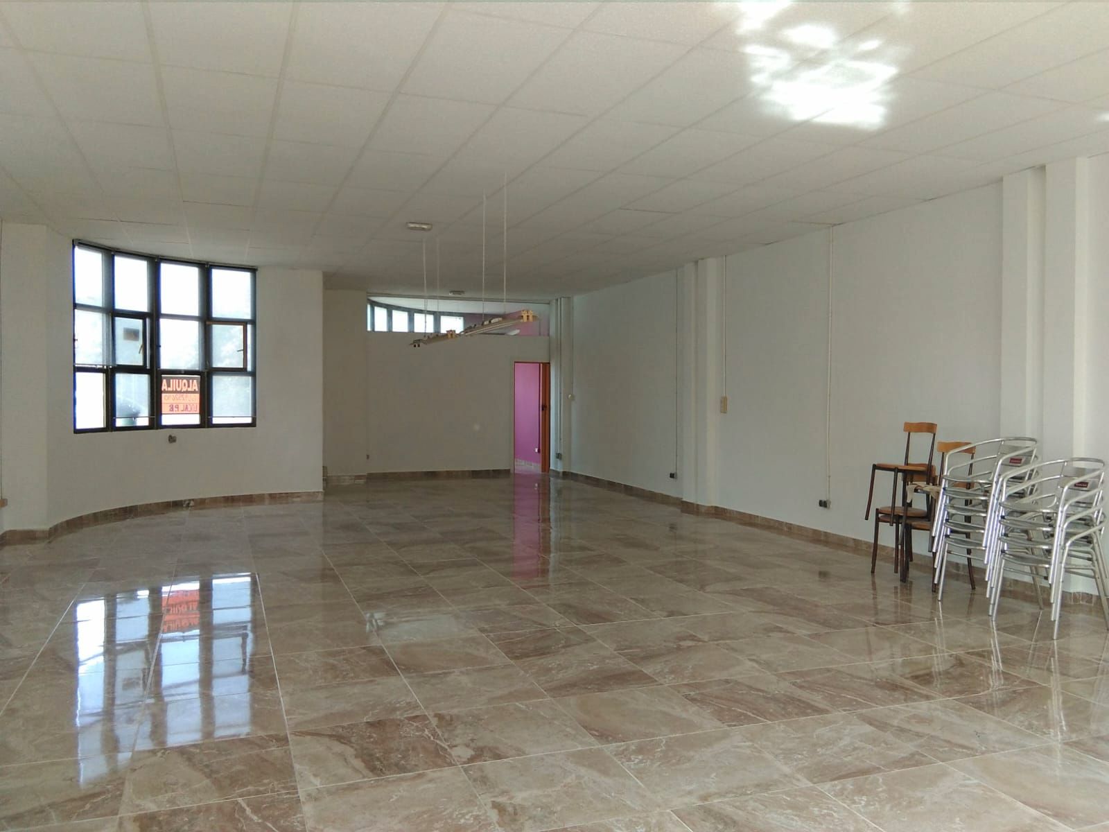 Commercial for sale in Elda, Spain