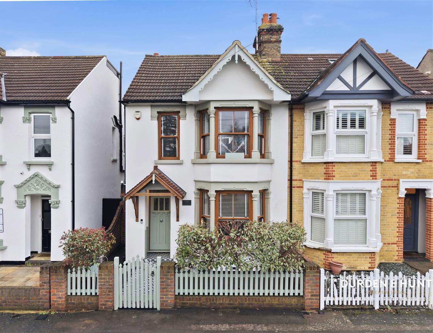 Home for sale in Hornchurch, United Kingdom