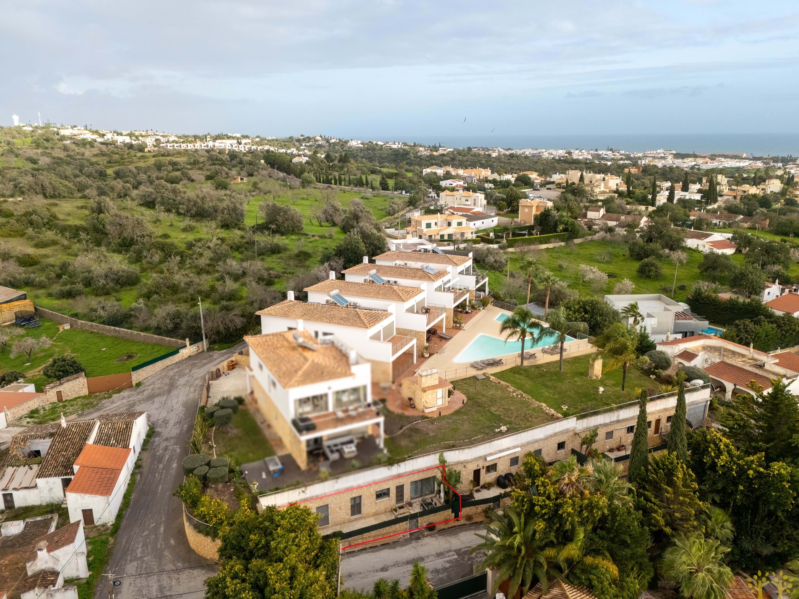 3 Bedroom Apartment with Private Patio in Alto Patroves – Comfort, Modernity and Quality of Life in Albufeira