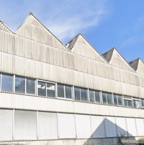 *Workshops, offices, warehouses*