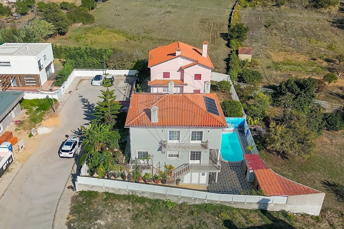 Home for sale in Igreja Nova, Portugal
