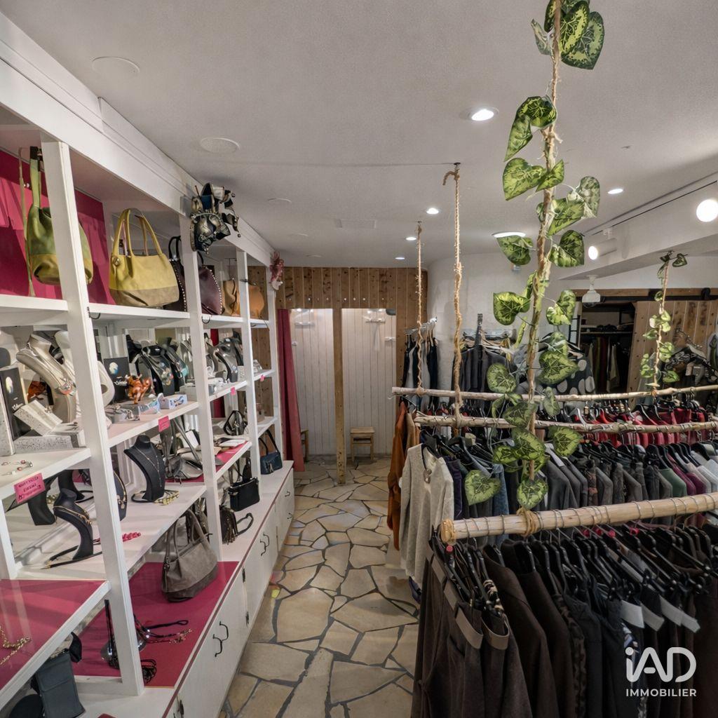 Building for sale in Le Lavandou, France