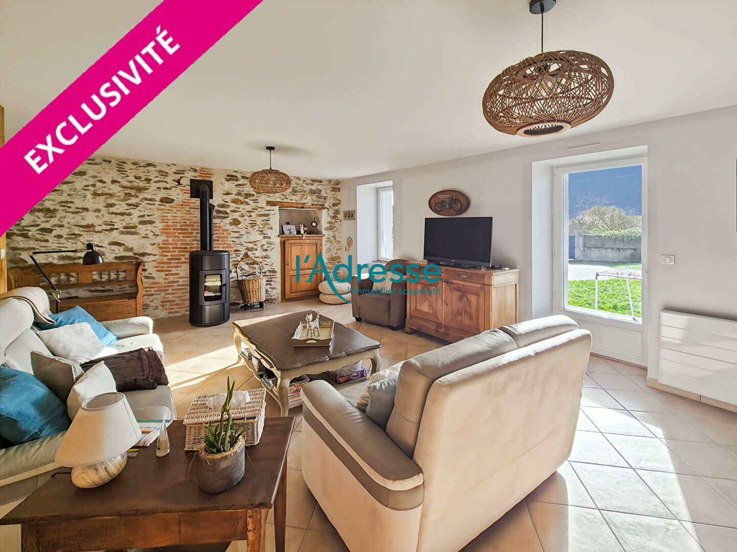 Home for sale in Montrevault-sur-Èvre, France