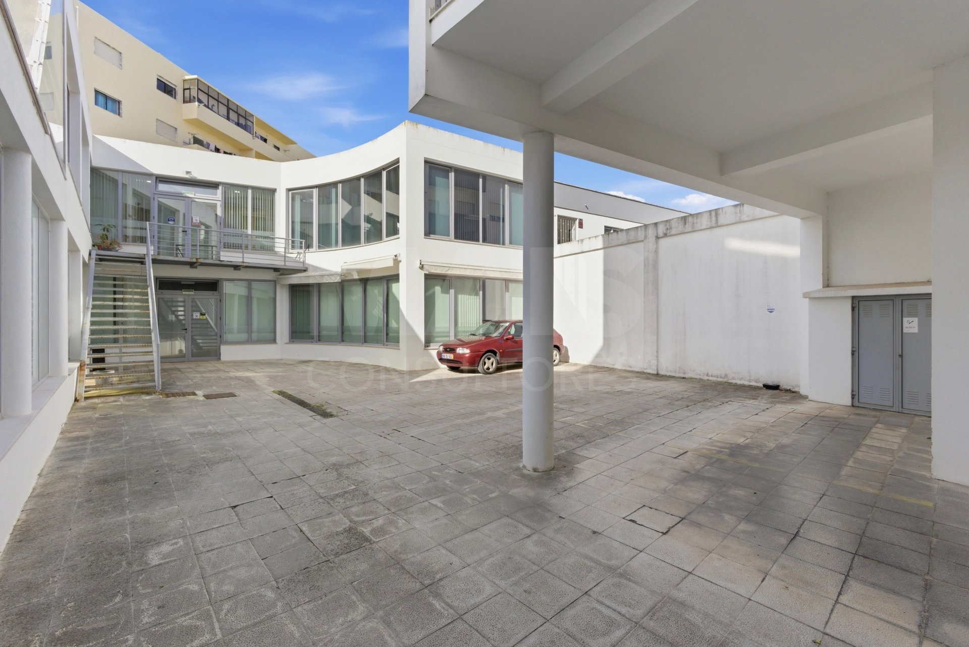 Building for sale in Peniche, Portugal