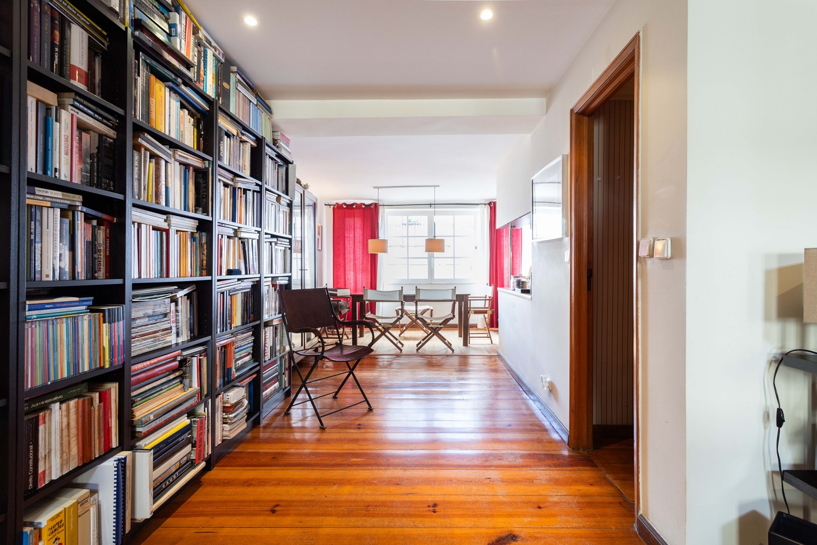 Create Your Exclusive Retreat in Belém: Charming Building for Customization Near the National Palace