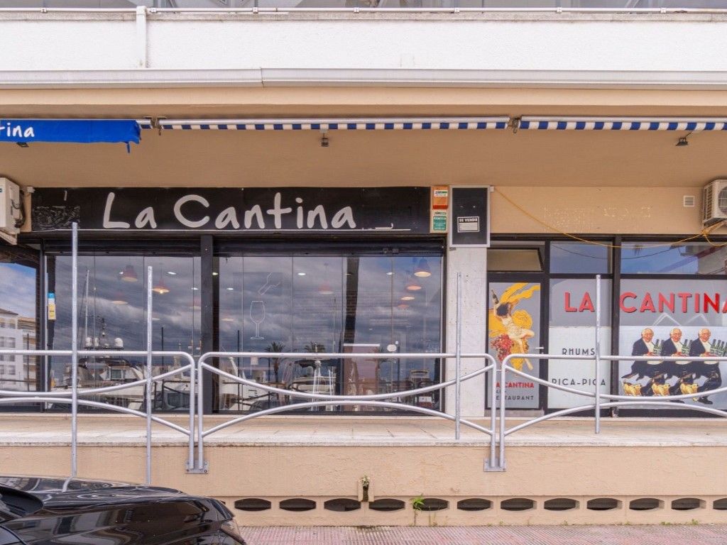 Commercial for sale in Empuriabrava, Spain