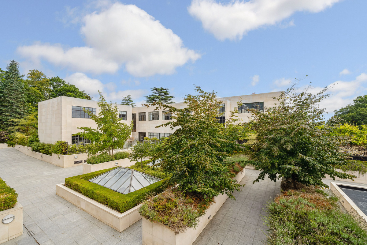 Apartment: for sale in Ascot