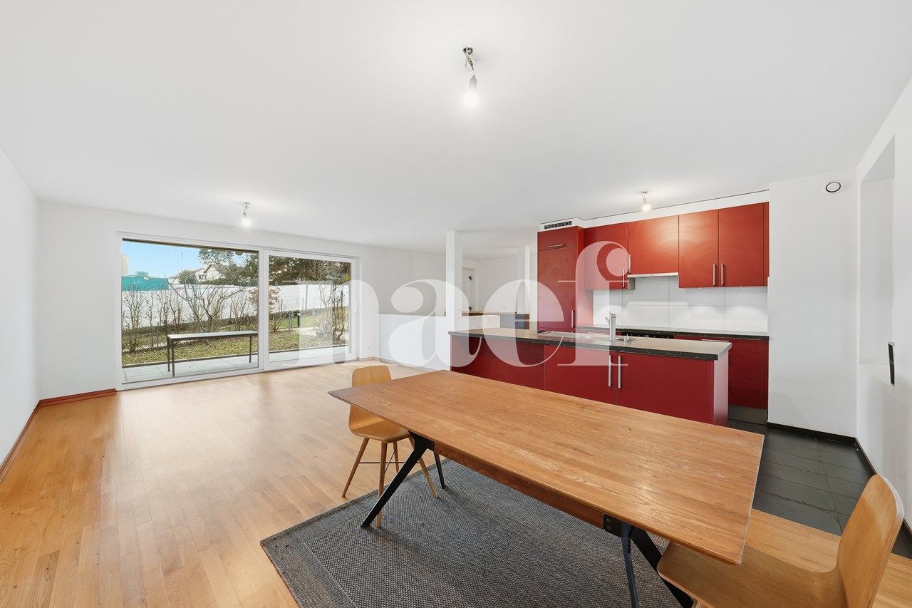 5-room duplex on the ground floor