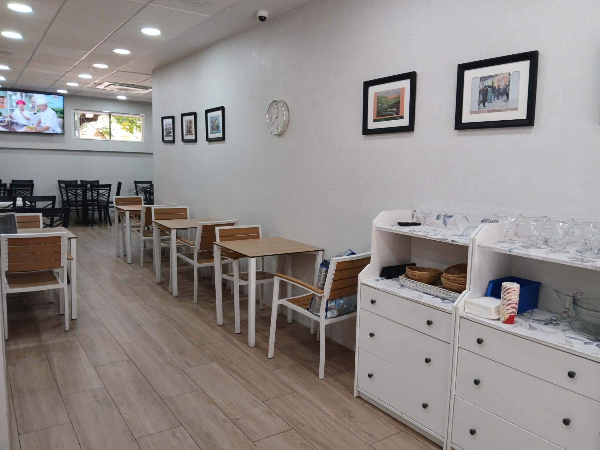 Commercial for sale in Seville, Spain