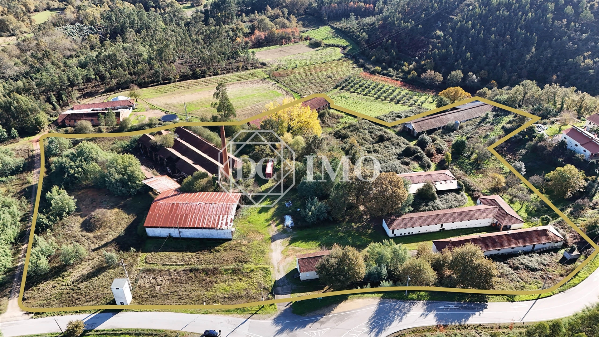 Building for sale, Viseu, Tondela, Barreiro de Besteiros e Tourigo, Portugal (Barreiro de Besteiros, Portugal)