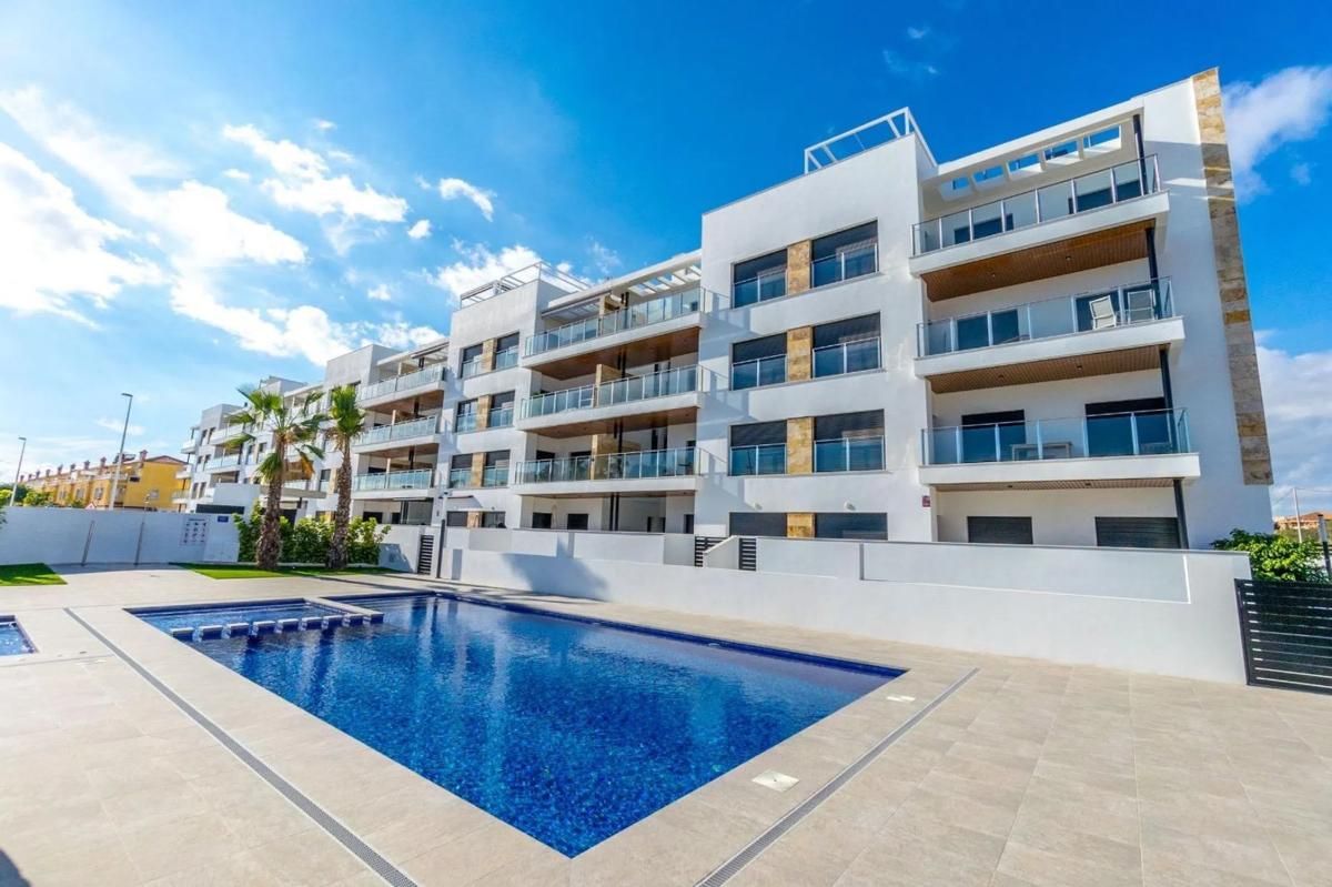 Condo for sale in Torrevieja, Spain
