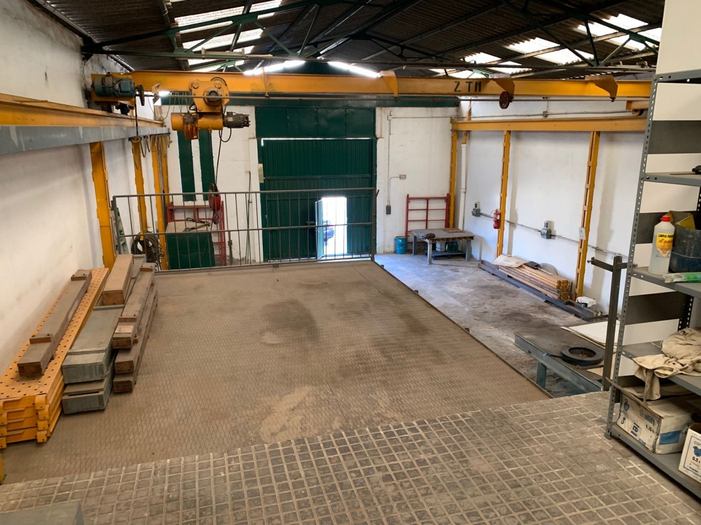 FANTASTIC INDUSTRIAL BUILDING FOR SALE IN ZONA LLANO DEL ESPARTAL (LA FLORIDA ALTA)