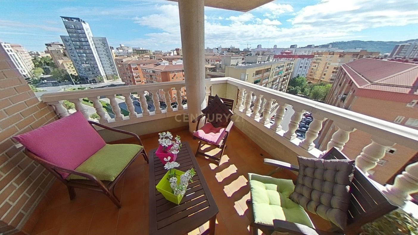 Duplex with terrace in the center