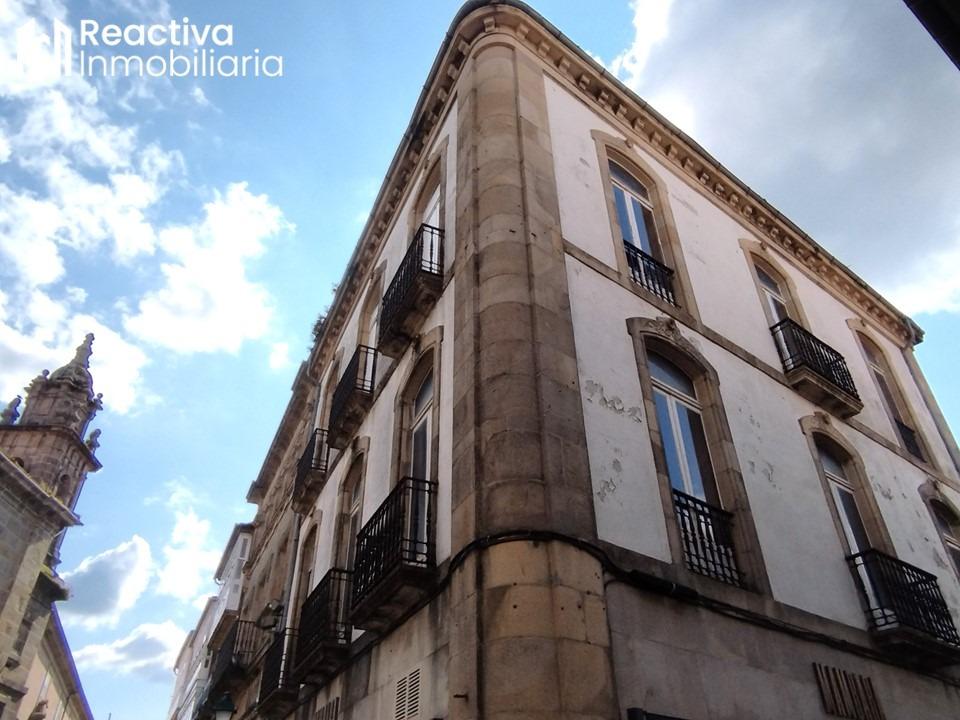 Building for sale in Santiago de Compostela, Spain