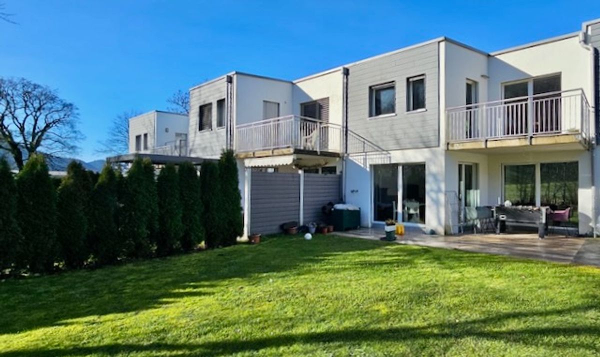 Adjoining villa located in a pleasant and popular area of Fleurier