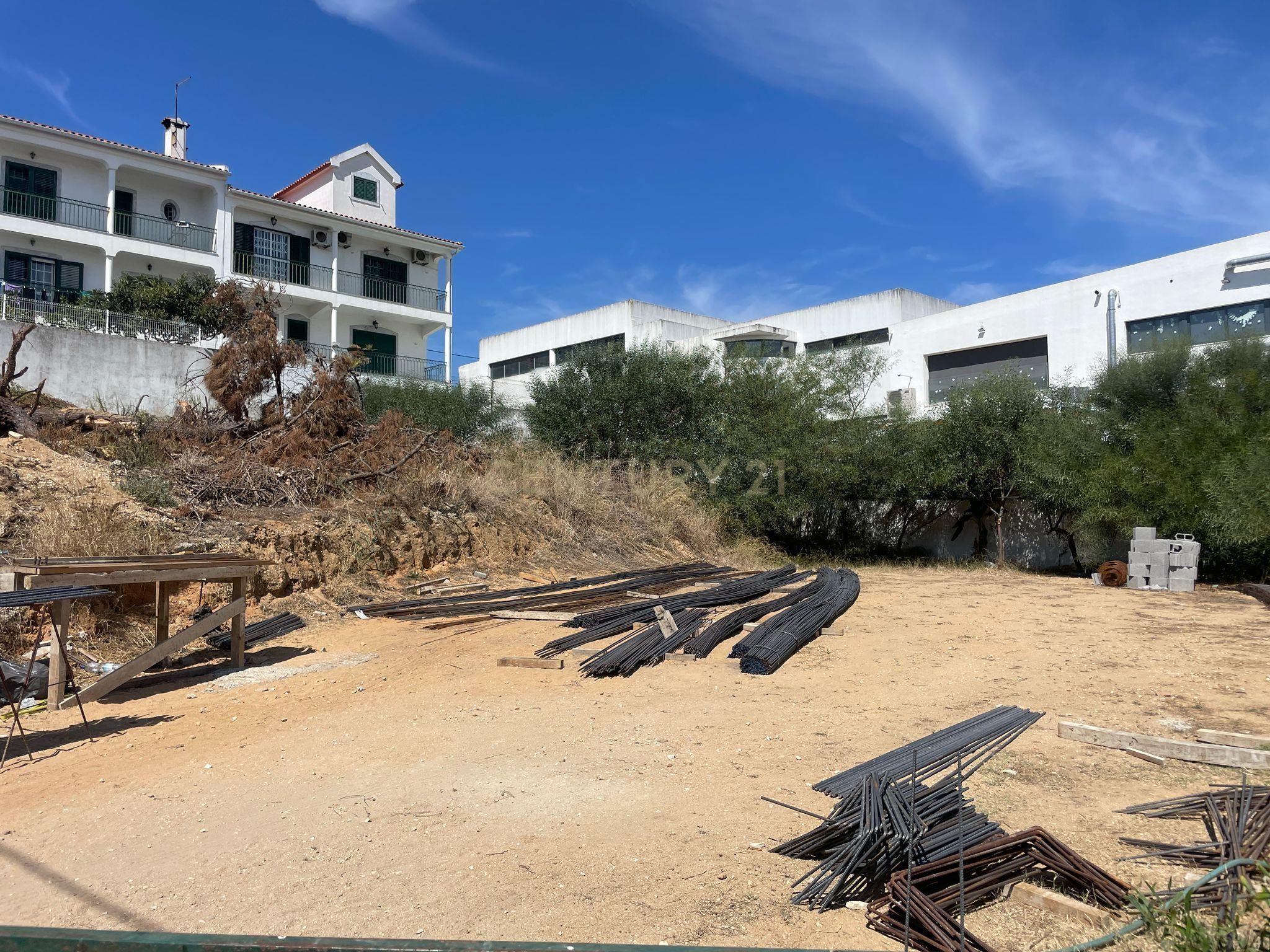 Urban Land for Construction - Quinta do Chiado, Almada