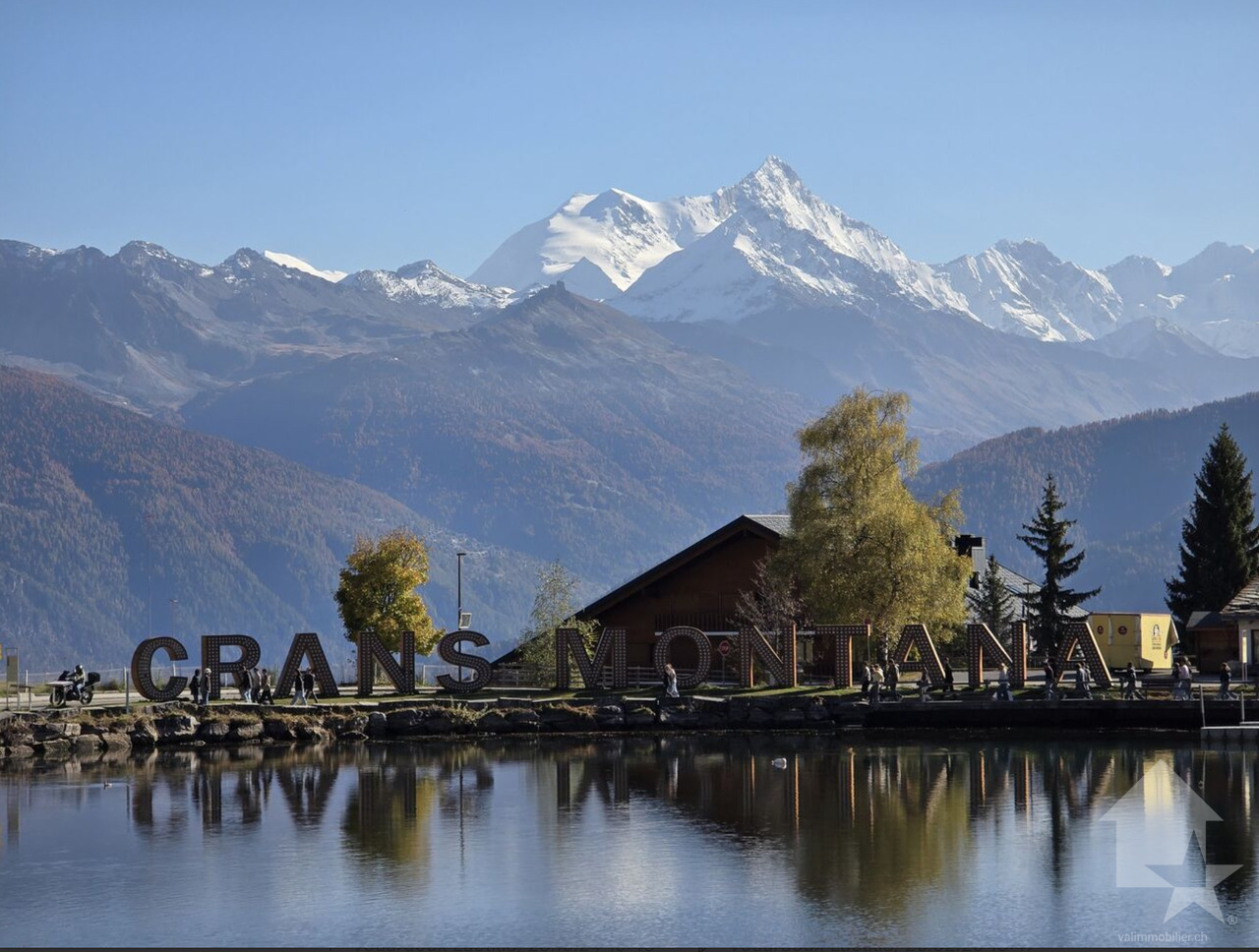 Exceptional premises in the heart of the prestigious Prado district in Cran